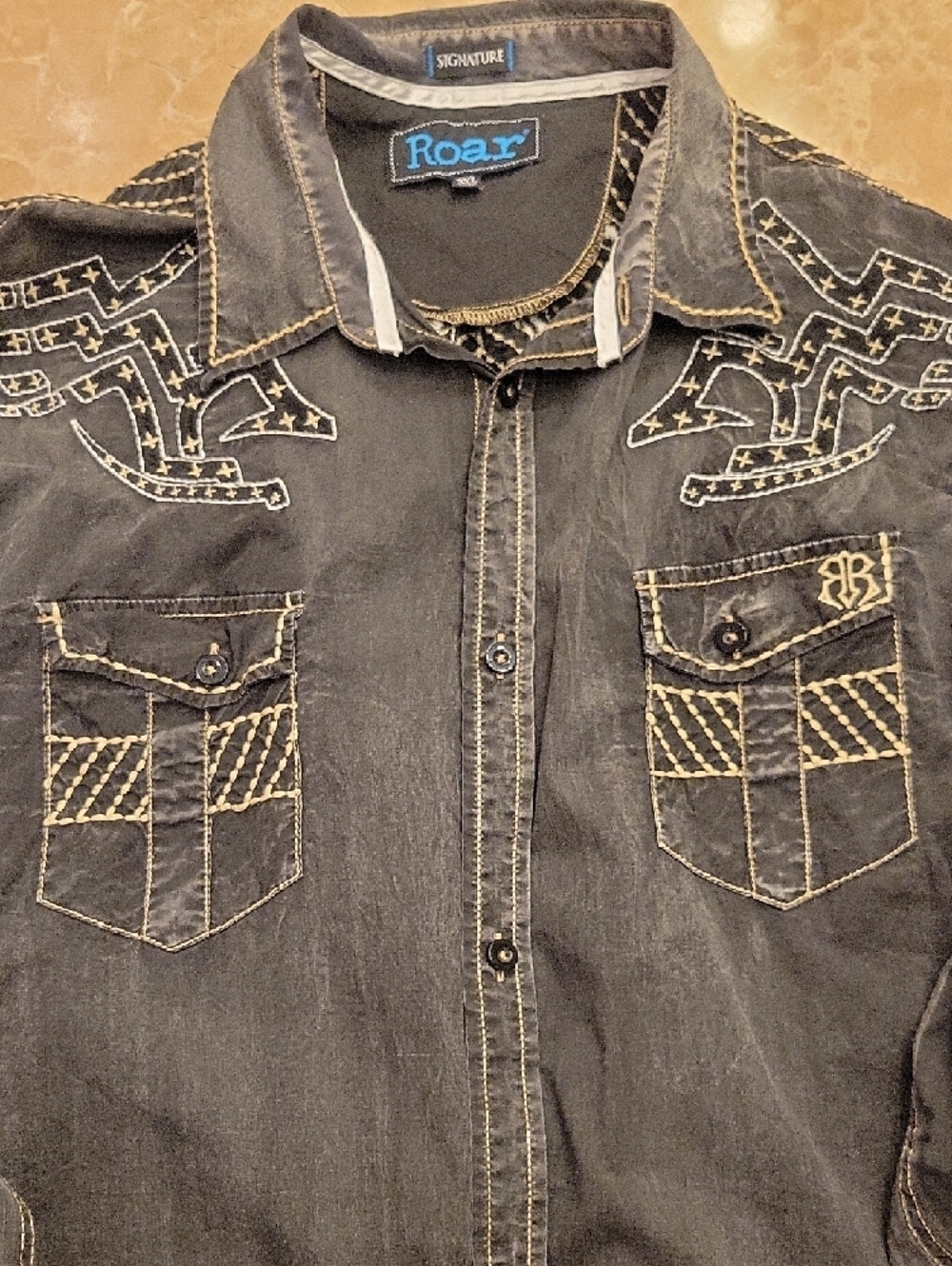 *Roar Black Embroidered Western-Style Men's Button-Up Shirt - Picture 4 of 14